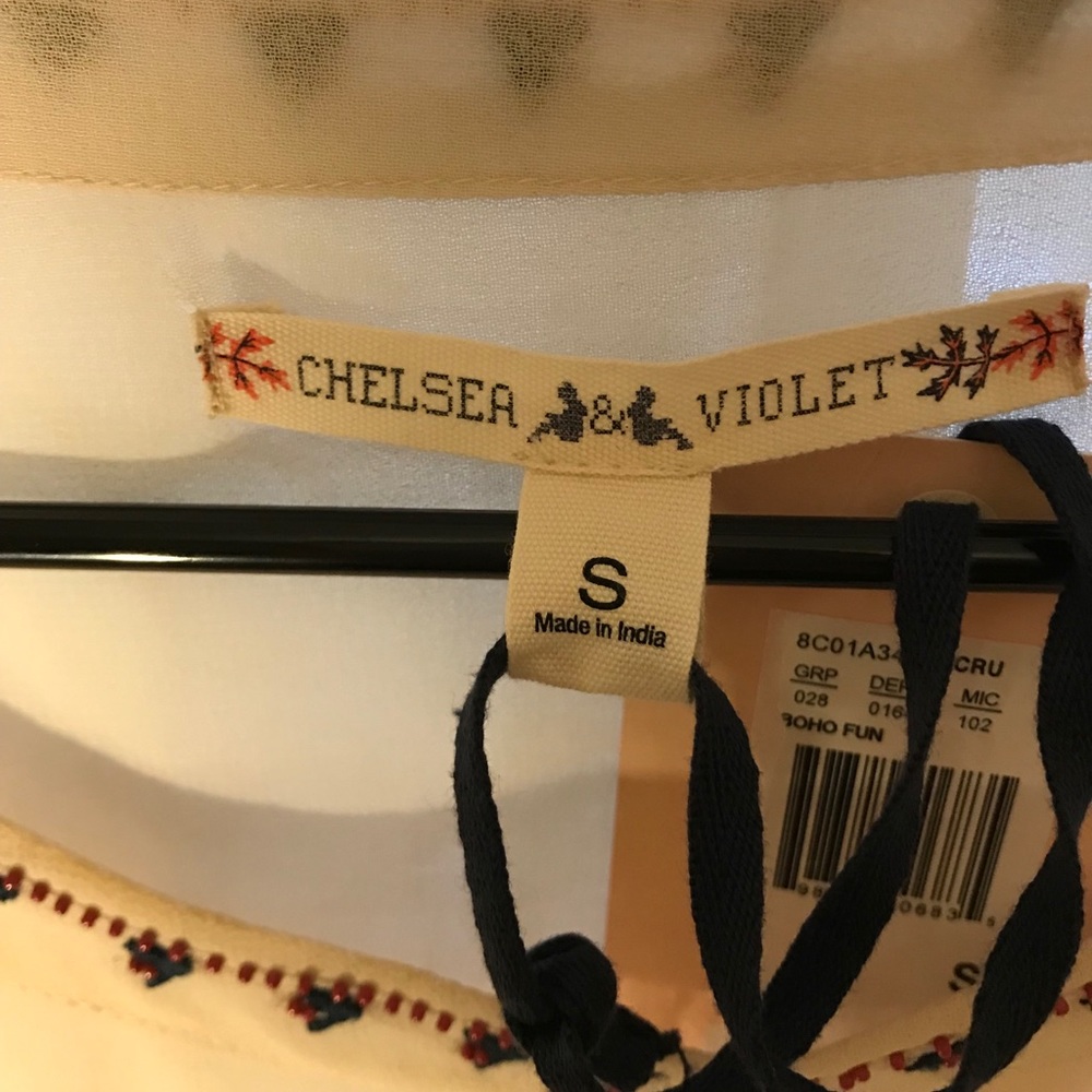 Blouse - Picture 2 of 4